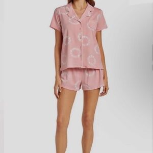 Spendid - Pink star burst Pajama shorts set. Size Large.